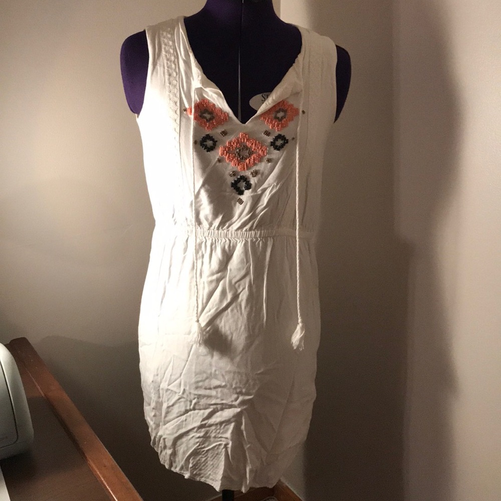 Size 4 White Kenji Dress from Anthropologie